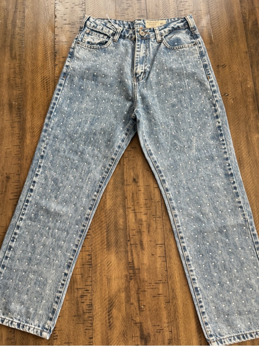 High-Rise Blue Denim Jeans with Pearl Accent - Picture 11 of 11